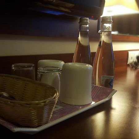 Hotel Feniks Poznań Extérieur photo