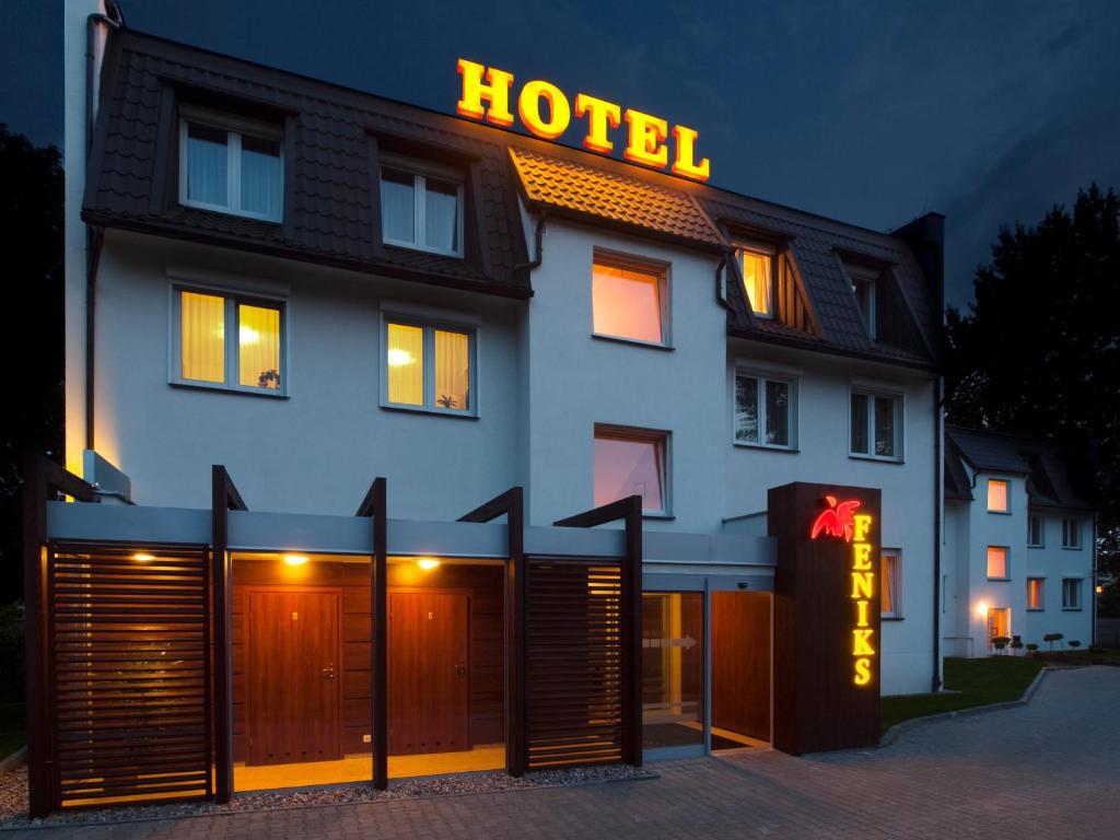 Hotel Feniks Poznań Extérieur photo
